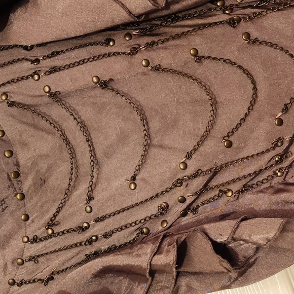 Love Culture dark toupe top with bronze embellishments. M - Picture 3 of 6
